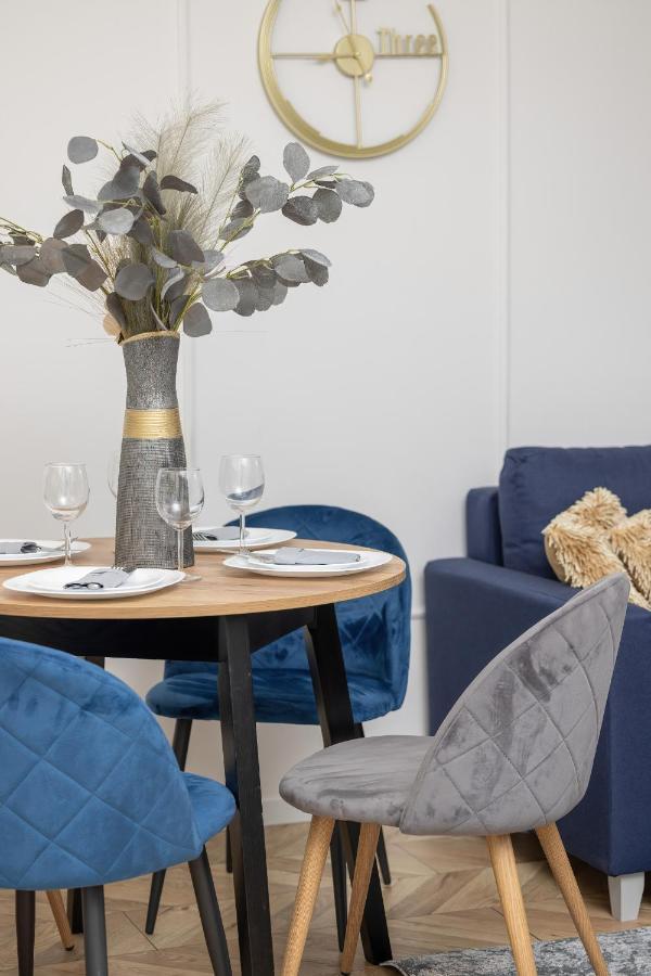 Beautiful One Bedroom Apartment Zamkowa By Rent Like Home Gdansk Bagian luar foto