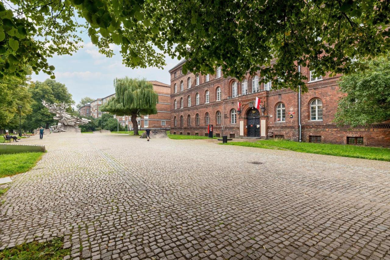 Beautiful One Bedroom Apartment Zamkowa By Rent Like Home Gdansk Bagian luar foto