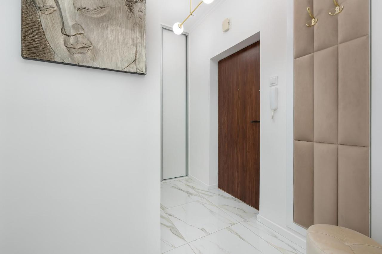 Beautiful One Bedroom Apartment Zamkowa By Rent Like Home Gdansk Bagian luar foto